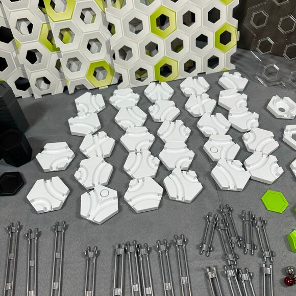 Gravitrax Marble Run  Track System Starter Set Ravensburger Almost Complete - Picture 9 of 15